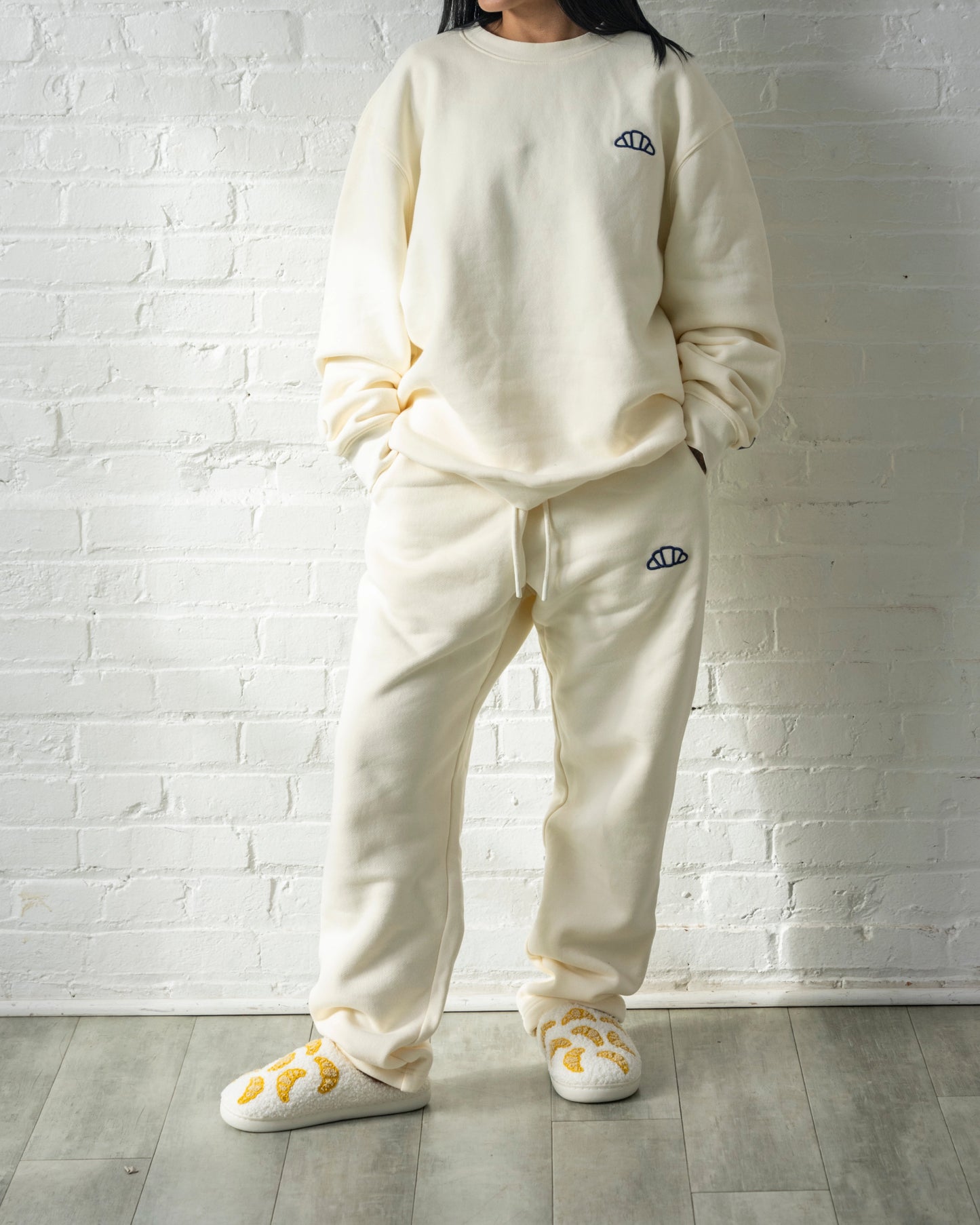 Signature Soft Cream Sweatpants